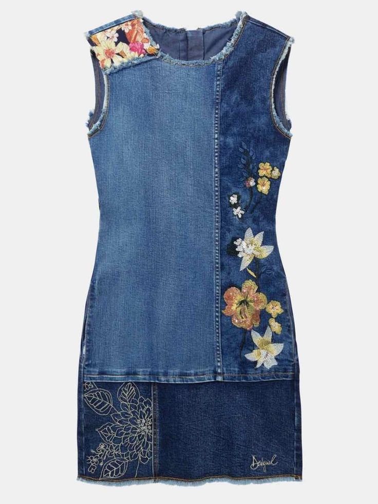 SLEEVLESS KNEE LENGTH DENIM DRESS
